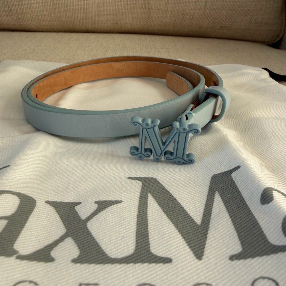 MaxMara Skinny Logo Belt - Picture 5 of 11
